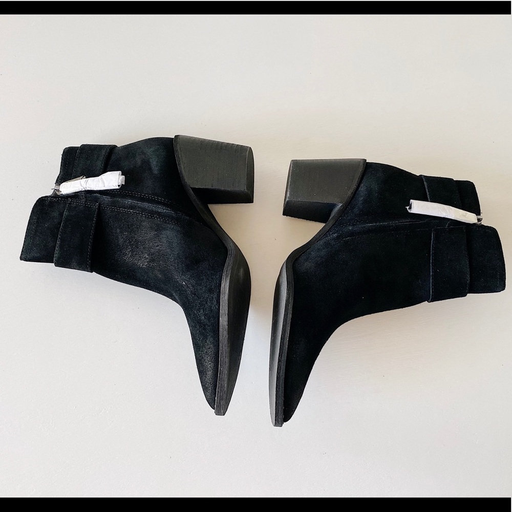 ✨New SAM EDELMAN Leonia Buckle Suede Heel Booties - Picture 4 of 8